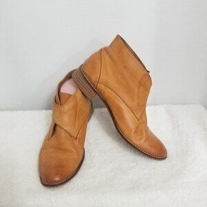 Mona Flying Ombre distressed leather boots